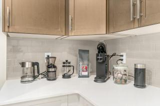 Arcade Neon Lights 70 min Banff Local Coffee - 6