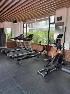 Unique and Stylish 2 BDRM with pool,gym,restaurant at Alina Harbour Kilimani - 4