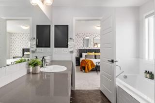 Arcade King Bed Espresso Maker Family Friendly - 3