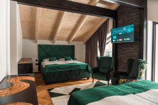 Chalet Moon - 1