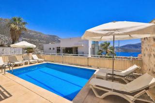 Kalkan'da Deniz Manzaralı 6 Kişilik Villa - 6