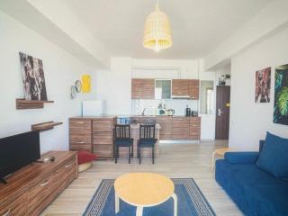 The Pearl by the Sea - 5