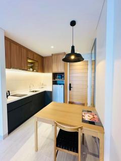 Laguna Lakeside Residences - 5