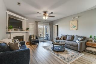 Smith Mtn Lake Fun! Resort-Style Family Retreat - 8