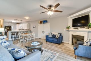 Smith Mtn Lake Fun! Resort-Style Family Retreat - 5