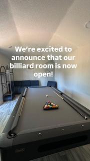 Light & Cozy Oasis with Private Pool and Hot Tub - 9