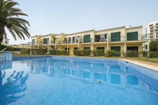 B76 - Piedade Apartment in Lagos - 0