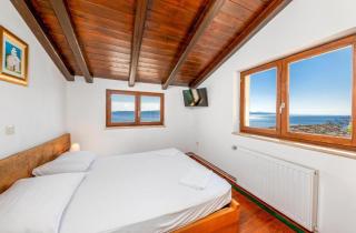 Apartment Brela Seaview with Swimming Pool - 1