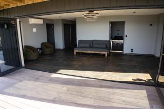 Thalassa - Luxury at the Heights of Cooper's Beach - 4