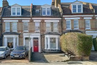 Modern Studio With Parking And Private Garden - 1