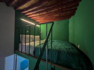 Capsule Hostel Tarbiaat 44 - 8