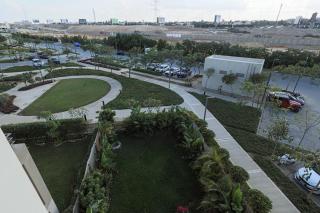 Luxurious 2 Bedroom Apartment In Palm Parks - 5