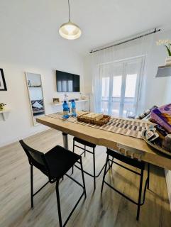 A 2 Passi dal mare - 2