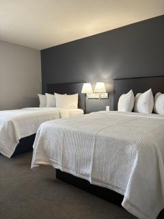 Prairie Inn of Jamestown - 1