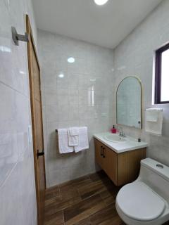 Nuevo y céntrico apartamento - 5