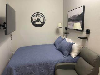 Lehi East Bench Private Studio! - 1