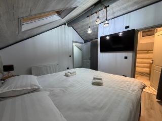 Panoramic Chalet - 5