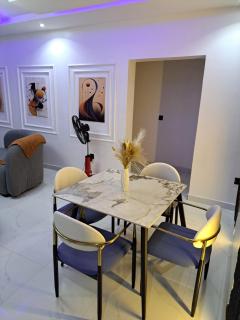 Diolux Comfy Apartments - 7