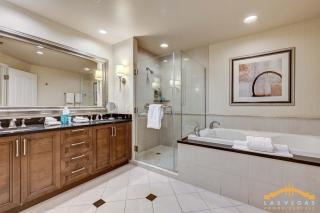 MGM Signature-20-607 F1 Track & Strip View Balcony - 7