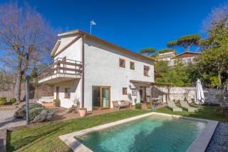 Ideal Familias, Piscina, Barbacoa y Relax - 0