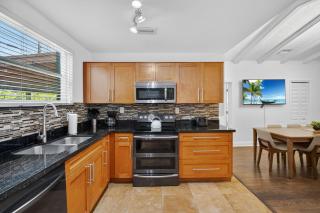 Casa Santorini - Chic 4 2 near Grove & Brickell - 0