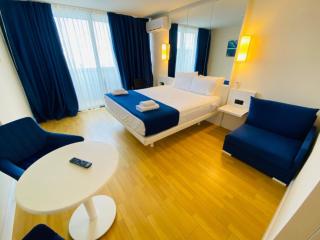 P A N O R A M A H O T E L orbi city sea view - 6