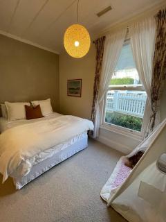 Auckland City Villa - 2