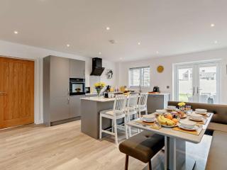 3 Bed in Westward Ho 93154 - 5