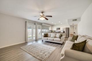 DFW Home Base! Quiet Suburb Stay with Yard - 2