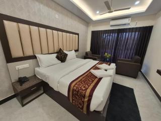 Railview Premium- Nr Railway Station Gate No 6 - 9