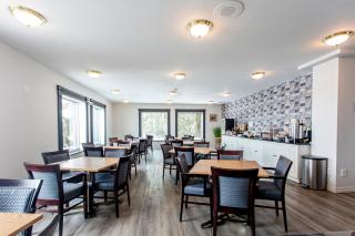 Travelodge by Wyndham Rigaud - 5