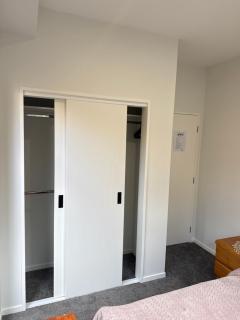 Te White Whare - 6