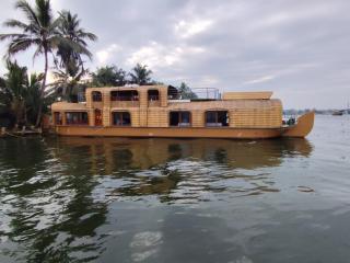 Little Mermaid - Houseboat Cruise - 4