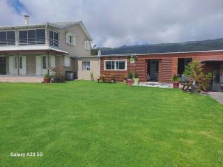 Maison Familiale avec Billard et Grand Jardin Sécurisé - FR-1-786-82 - 8