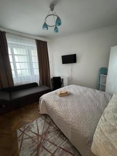 1кім апарт поруч Оперного театру поруч тгц Форум на Ветеранів - 4