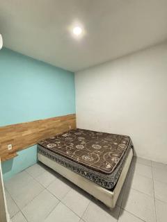 Hotel O near Bunda Thamrin Hospital formerly Airis Hotel - 7