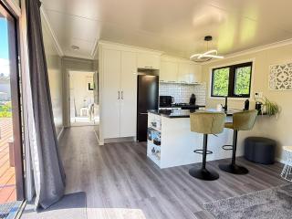 Private 2BR Haven - West Melton - Haven on Halkett - 6