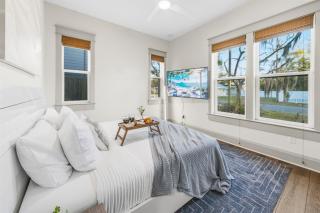 Design-Forward New Build 3BR2BA Seminole Heights - 6