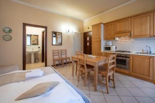 Villa Mainard, Tosca Historic - 7