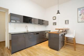 Bright 1 BR, close to Malá Strana & Dancing House - 2