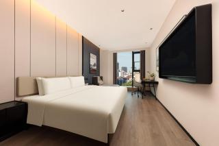 Atour Hotel Cixi Shanglinfang Yintai Department Store - 1