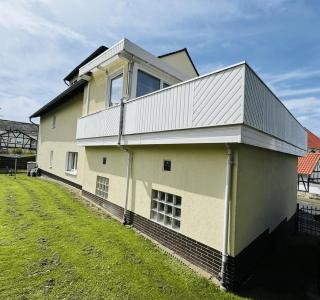 Großes Haus mit Garten und möbliert - 9