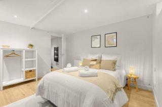 Duplex Lumineux en Hyper Centre - Proche Métro - 9