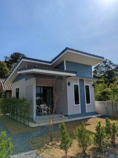 J&J House Long Beach Koh Lanta - 7