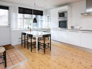 6 person holiday home in Væggerløse - 2