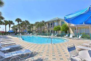 Beautiful lakefront condo with WiFi beach views & pool - 9