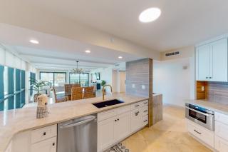 Second floor Gulf front condo with ocean views central AC and access to pool - 2