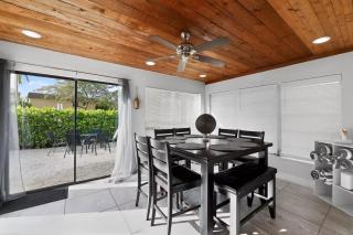Large 4BR Home with Pool Near Beaches - 7