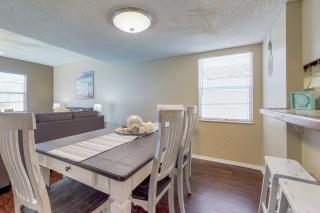 Bright condo in gated community with pool hot tub & tennis - 3