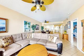 Incredible Gulf Front Condo Onsite Pools Fitness Center Dry Sauna - 7